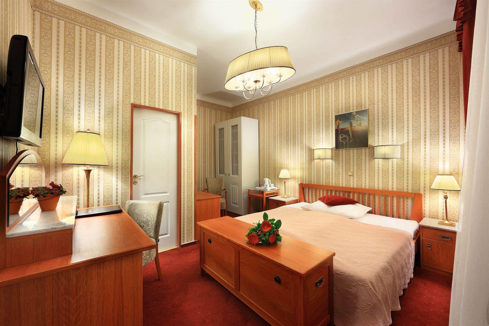 Hotel Salvator Prag Dış mekan fotoğraf
